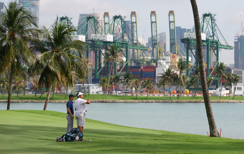 A Singapore <Jordan Spieth secondo