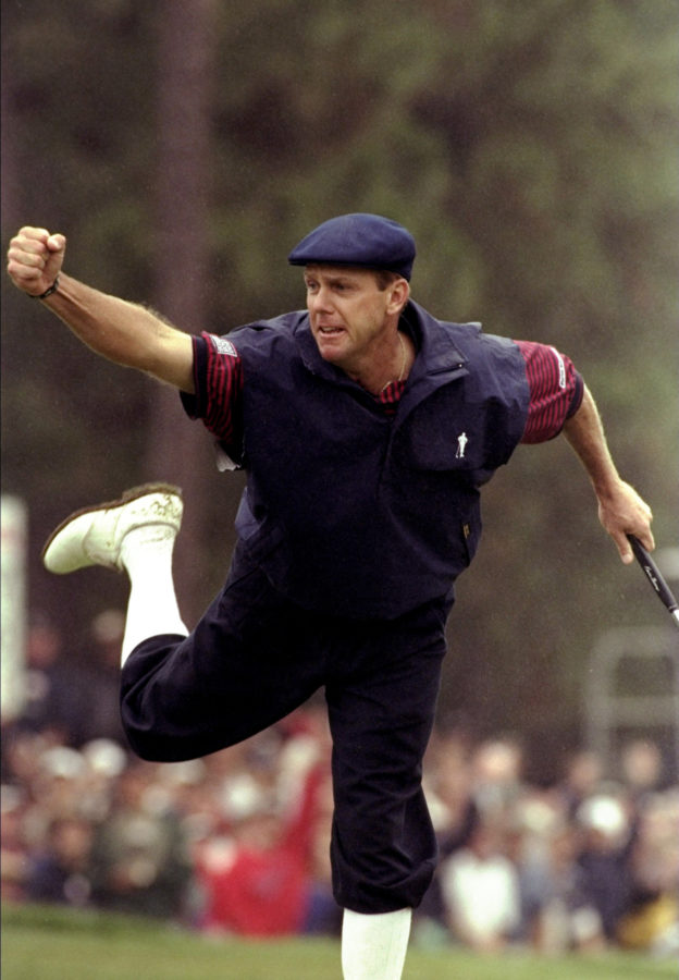 20 giugno 1999:  Payne Stewart imbuca alla 18 di Pinehurst il birdie che gli consegna il suo secondo U.S. Open in carriera