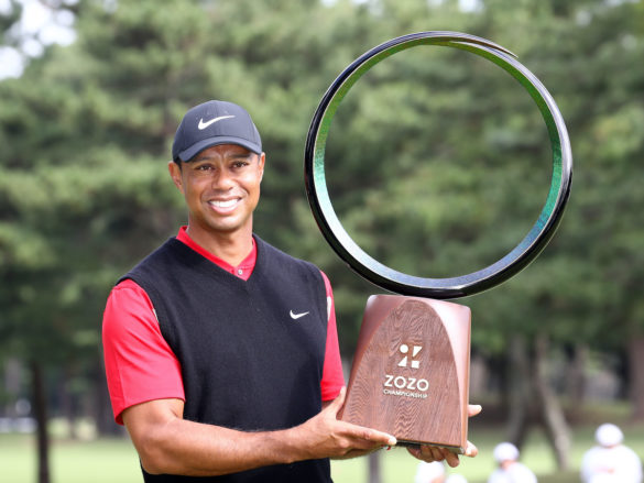 INZAI, JAPAN - OCTOBER 28: Tiger Woods of the United States poses with the trophy after the award ceremony following the final round of the Zozo Championship at Accordia Golf Narashino Country Club on October 28, 2019 in Inzai, Chiba, Japan. (Photo by Chung Sung-Jun/Getty Images)