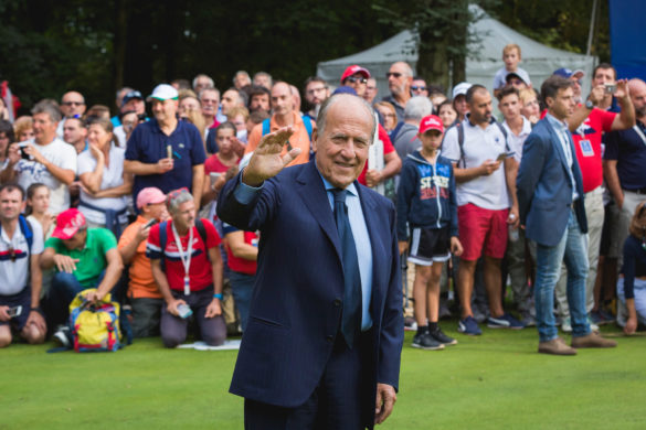 Un'immagine di Franco Chimenti durante un'edizione dell'Open d'Italia. Chimenti è presidente della Federgolf dal 2001