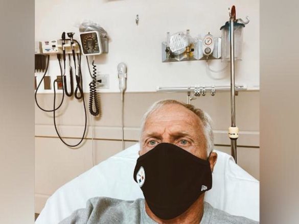 Greg Norman durante il suo secondo ricovero in ospedale a Orlando, in Florida