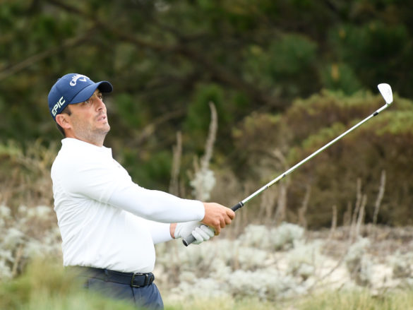 Francesco Molinari sul tee della 3 di Spyglass Hill, uno dei due campi dell'AT&T Pebble Beach Pro-AM