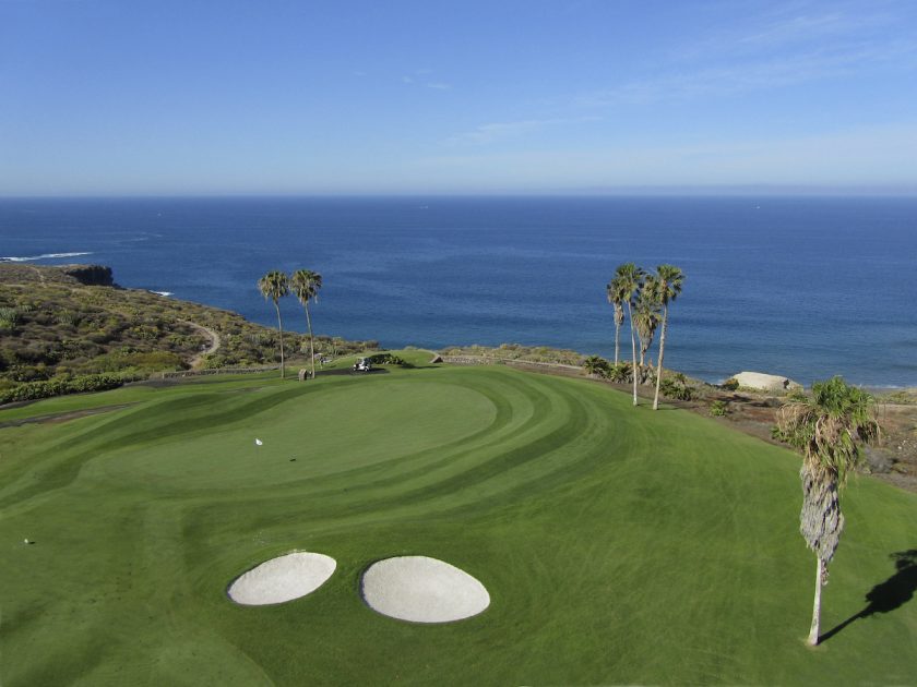 Tenerife: golf in super 8
