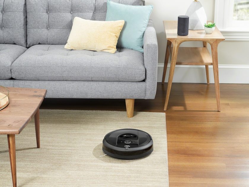 iRobot Roomba® j7+: l’aspirapolvere di ultima generazione